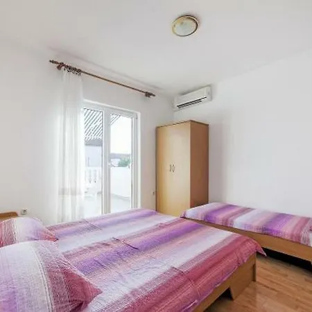 With Parking Space - 17325 Appartement